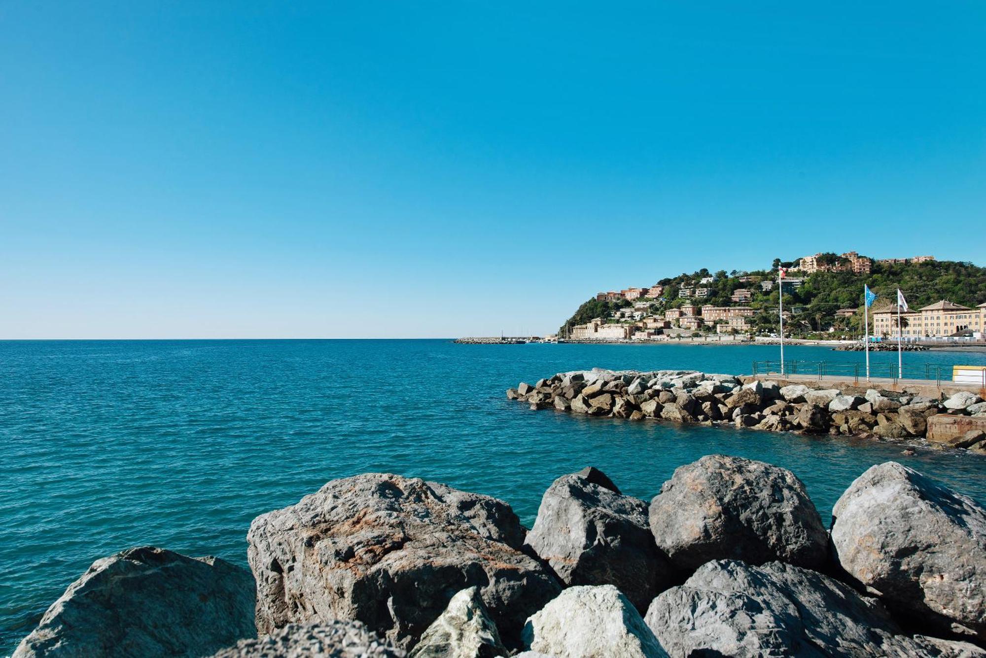 La Finestra Sul Mare Lägenhet Arenzano Exteriör bild